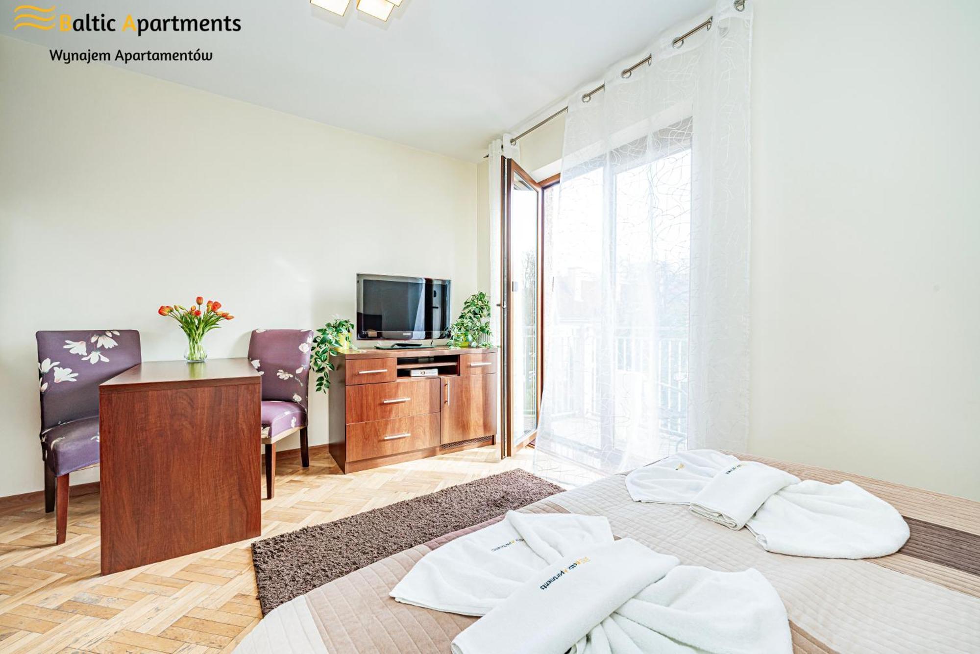 Baltic Apartments - Hotelik Przy Promenadzie 슈비노우이스쳬 외부 사진