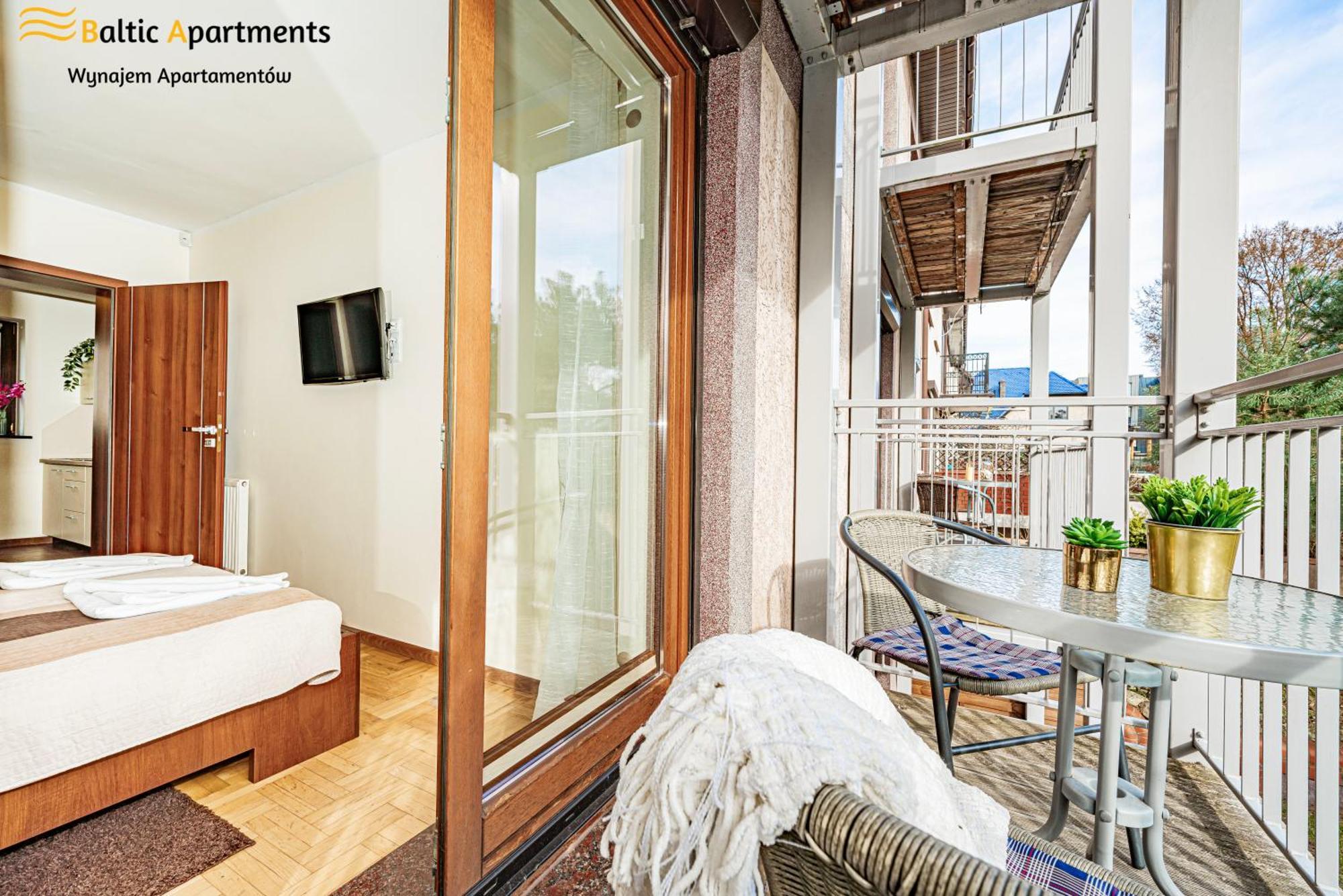 Baltic Apartments - Hotelik Przy Promenadzie 슈비노우이스쳬 외부 사진